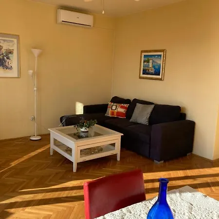 Kaki Nur 5 Minuten Uber Die Treppe Zum Strand, Mit Fantastischer Aussicht Und Freiem Parken Apartment