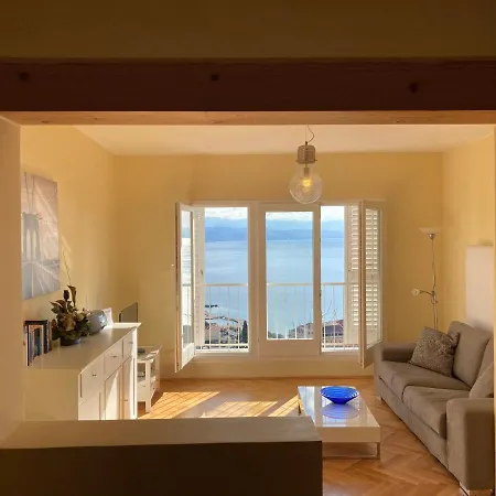 Apartment Kaki Nur 5 Minuten über Die Treppe Zum Strand, Mit Fantastischer Aussicht Und Freiem Parken Opatija