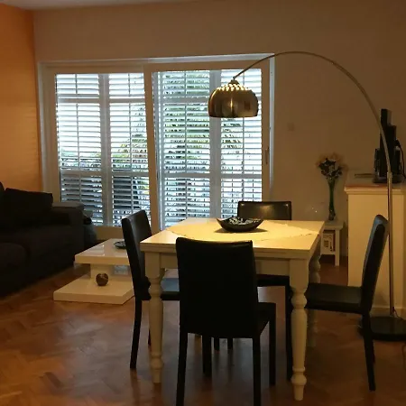Apartment Kaki Nur 5 Minuten über Die Treppe Zum Strand, Mit Fantastischer Aussicht Und Freiem Parken Opatija