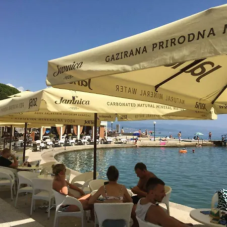 Kaki Nur 5 Minuten über Die Treppe Zum Strand, Mit Fantastischer Aussicht Und Freiem Parken Apartment *