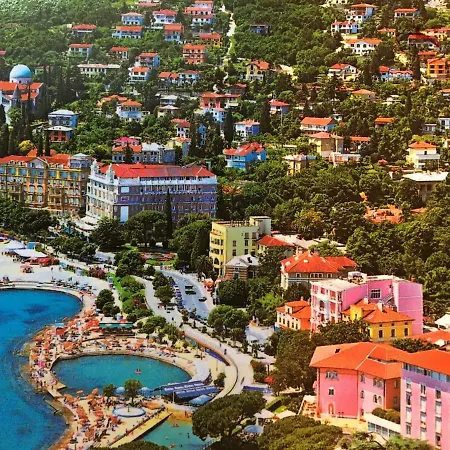 Kaki Nur 5 Minuten über Die Treppe Zum Strand, Mit Fantastischer Aussicht Und Freiem Parken * Opatija